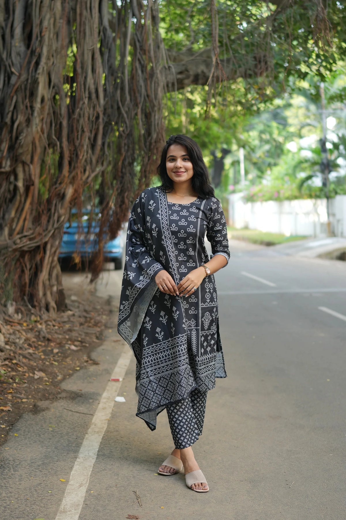 Simple and elegant kurti set