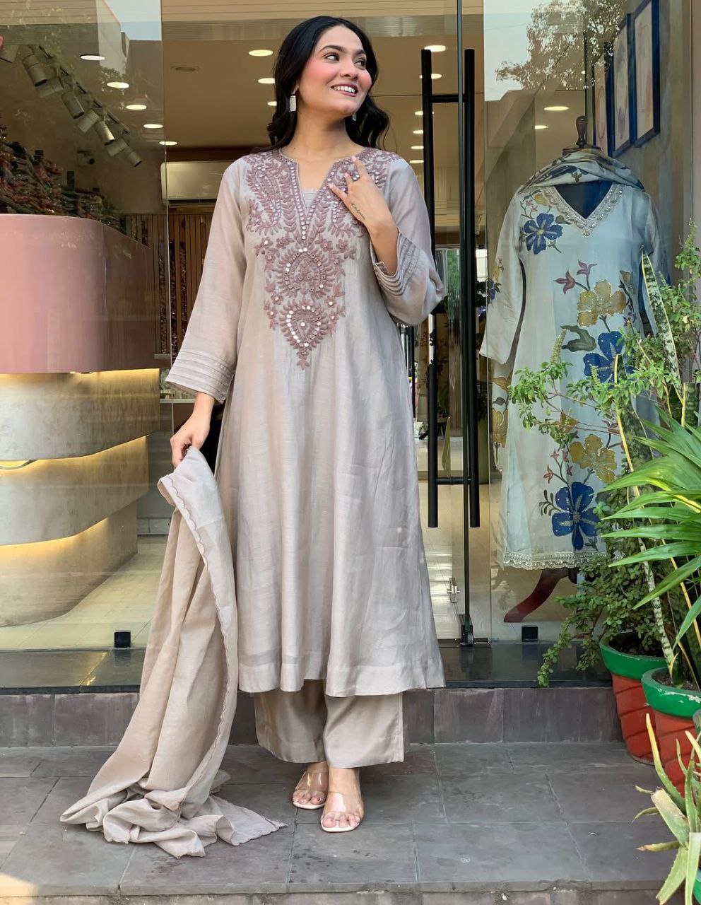 🏵️ Dhanushree 🏵️