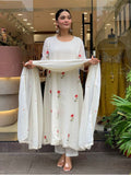 🏵️ Yamini 🏵️